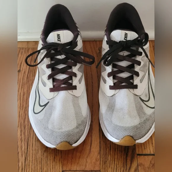 Nike Womens Quest 3 CV0149-110 White Running Shoes Sneakers Size 7.5 - Picture 3 of 8